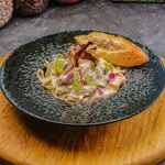 Fettuccine Alfredo